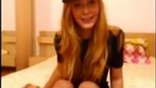 Sexy Teen Slut Playing on Cam porn video